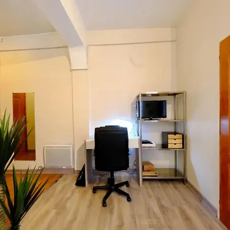 Saint - Chez Solange Apartment